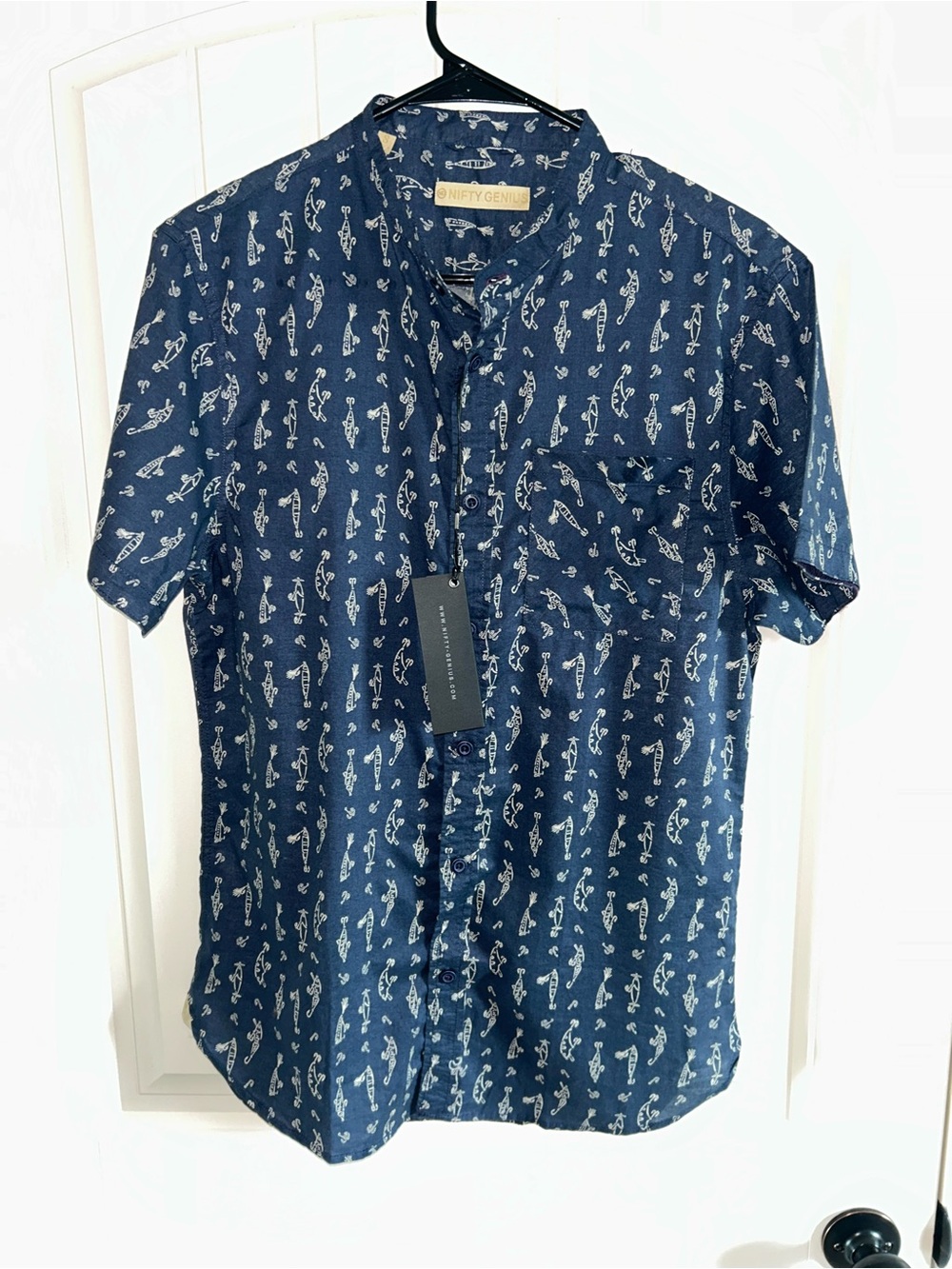 NWT Nifty-Genius Navy Short-Sleeve Button-Down with Cream Fishing Lures Sz S